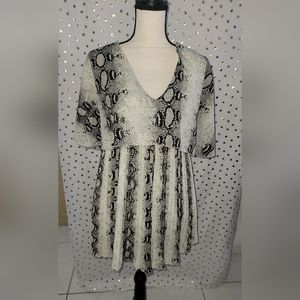 Pretty Little Things snake skin print